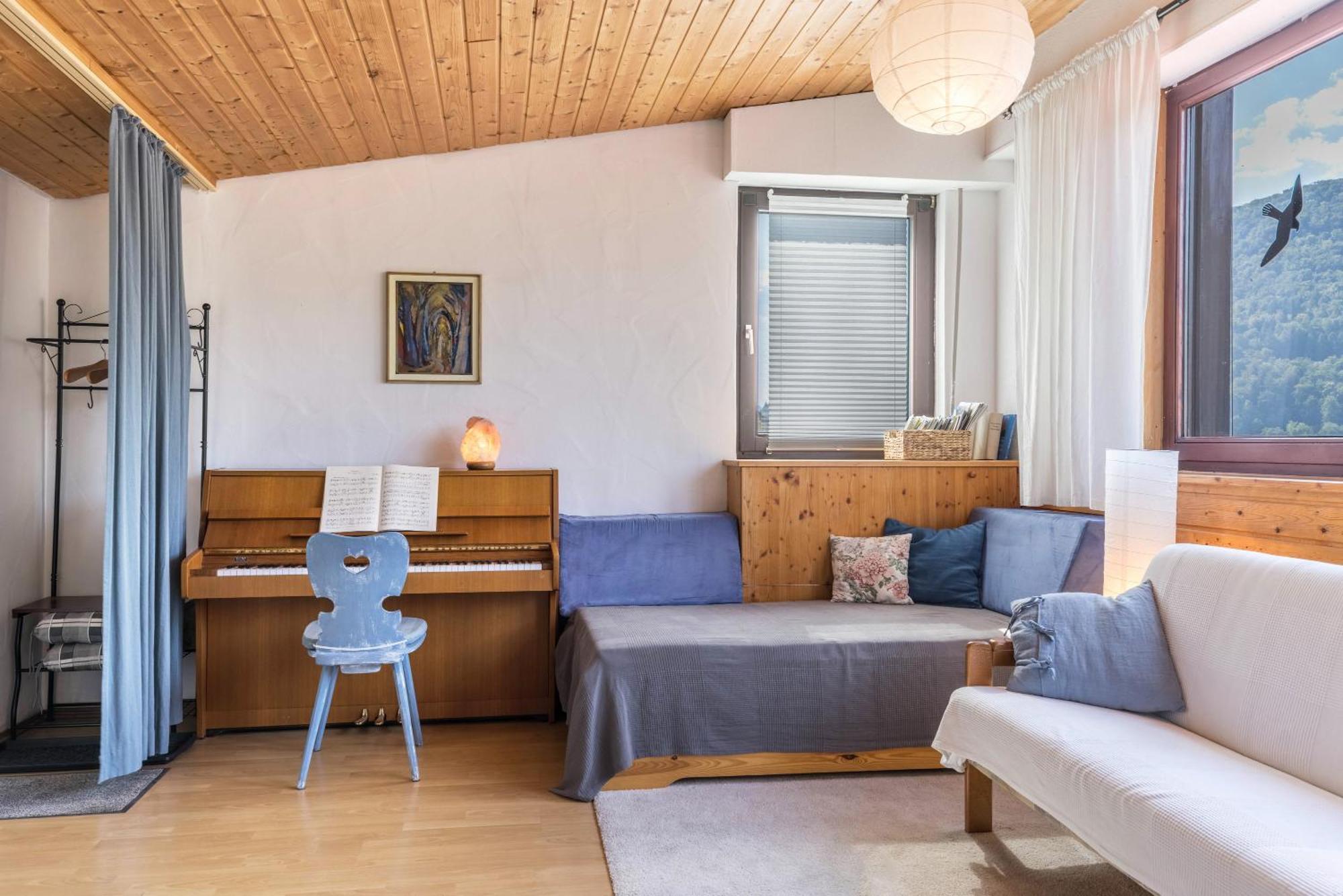 Ferienwohnung Am Samuelstein Bad Urach Zewnętrze zdjęcie