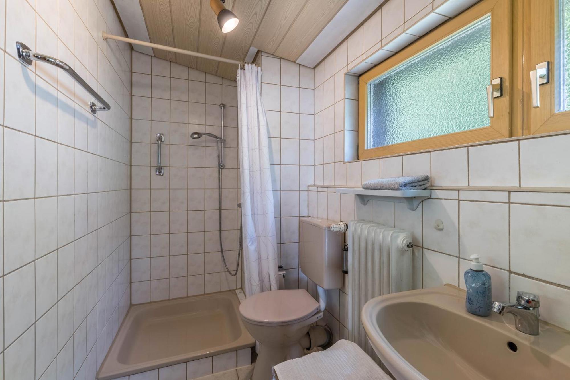 Ferienwohnung Am Samuelstein Bad Urach Zewnętrze zdjęcie