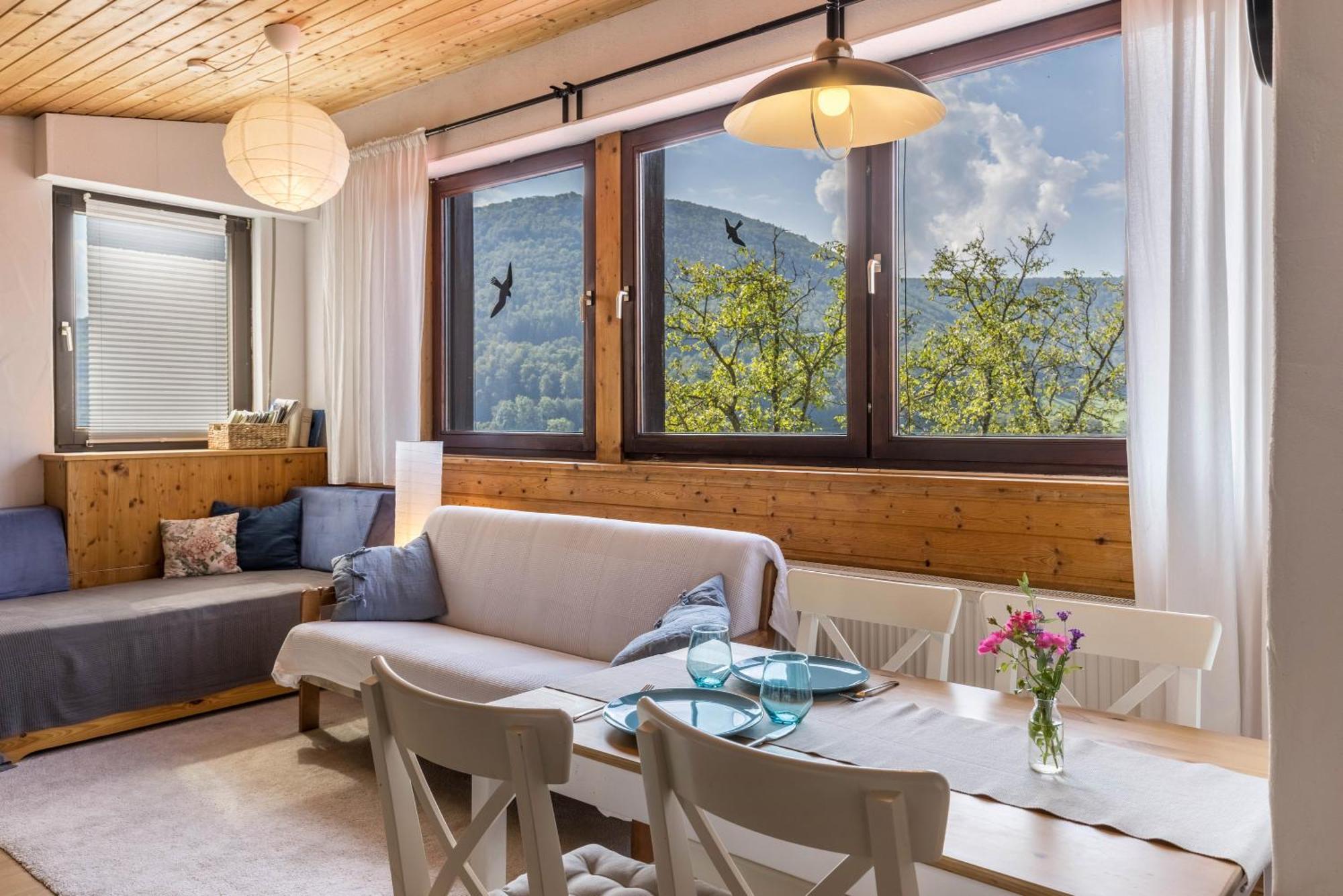 Ferienwohnung Am Samuelstein Bad Urach Zewnętrze zdjęcie