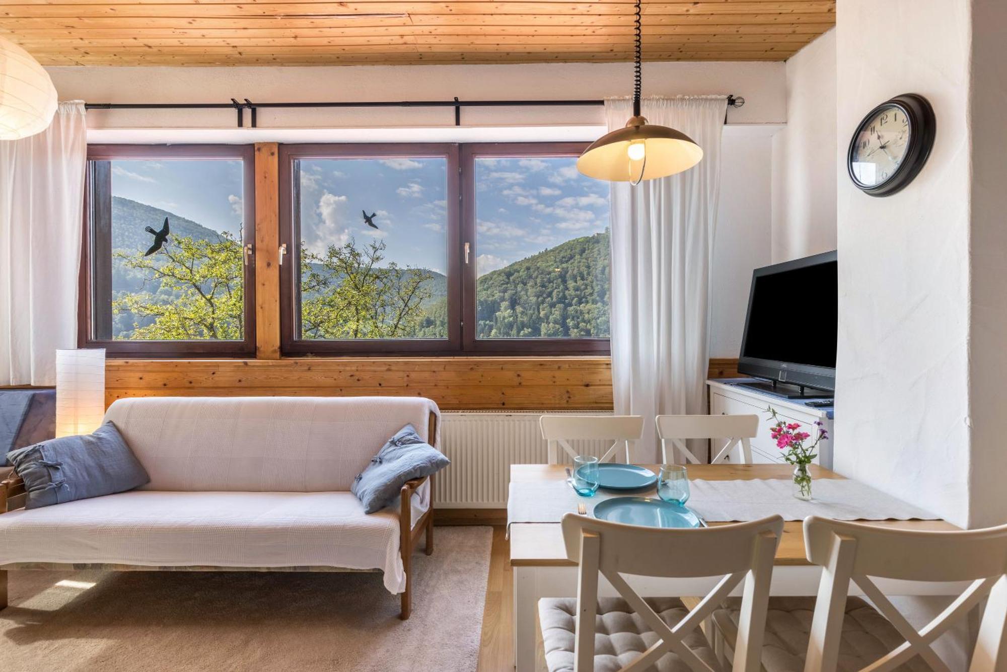 Ferienwohnung Am Samuelstein Bad Urach Zewnętrze zdjęcie